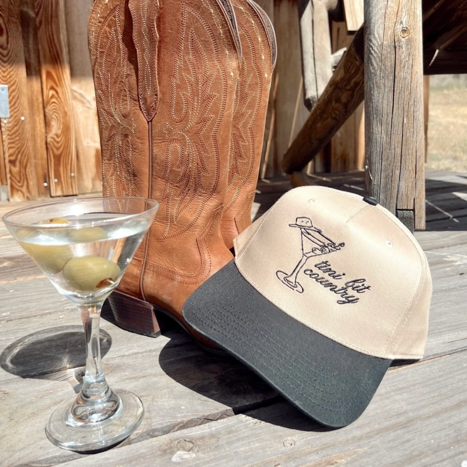 A TINI BIT COUNTRY HAT
