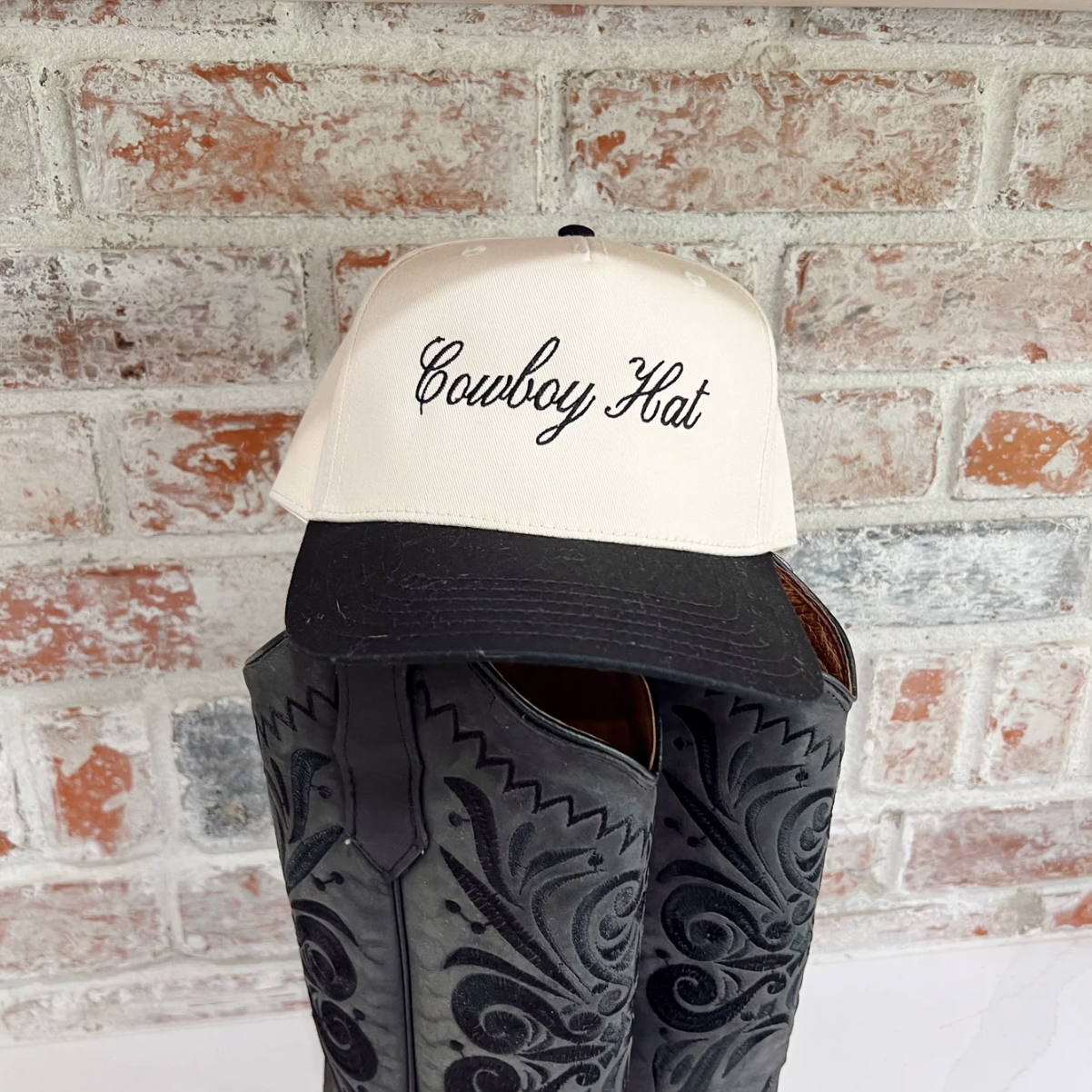 COWBOY HAT TRUCKER